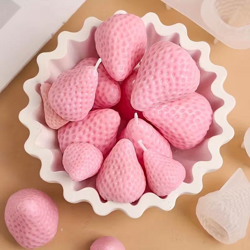 Strawberry Silicone Candle Mol - Candle Making Ideas のレビューと価格